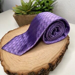Holland & Sherry Savile Row London Purple Silk Diamond Weave Necktie Handmade